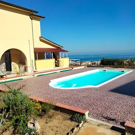 Rosa Bella Vista